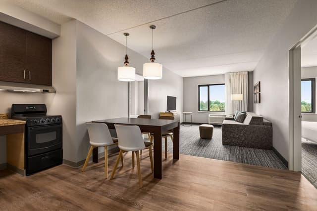 Suite, 2 Bedrooms