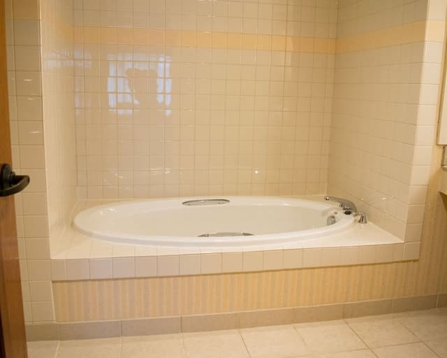 Executive Suite, Multiple Beds