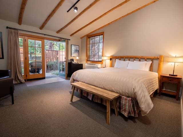 Cottage, 1 King Bed