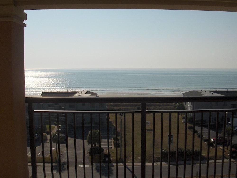 Tilghman Beach And Golf Resort2