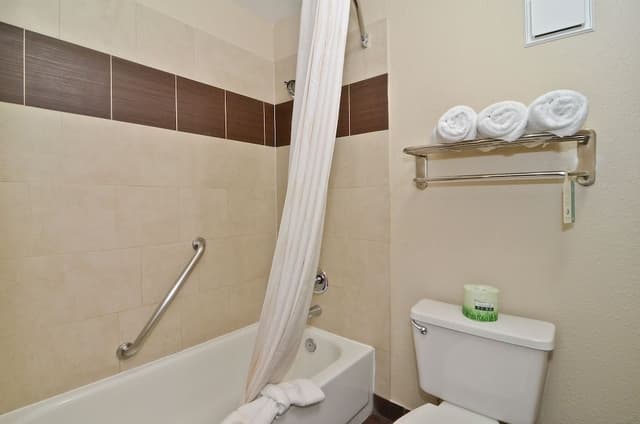 Standard Room, 2 Queen Beds