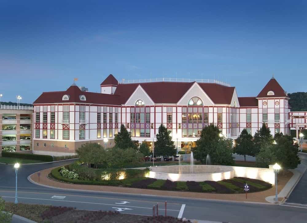Hollywood Casino & Hotel