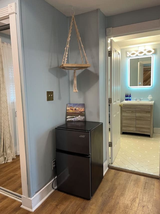 Deluxe Suite, 2 Bedrooms, Courtyard View