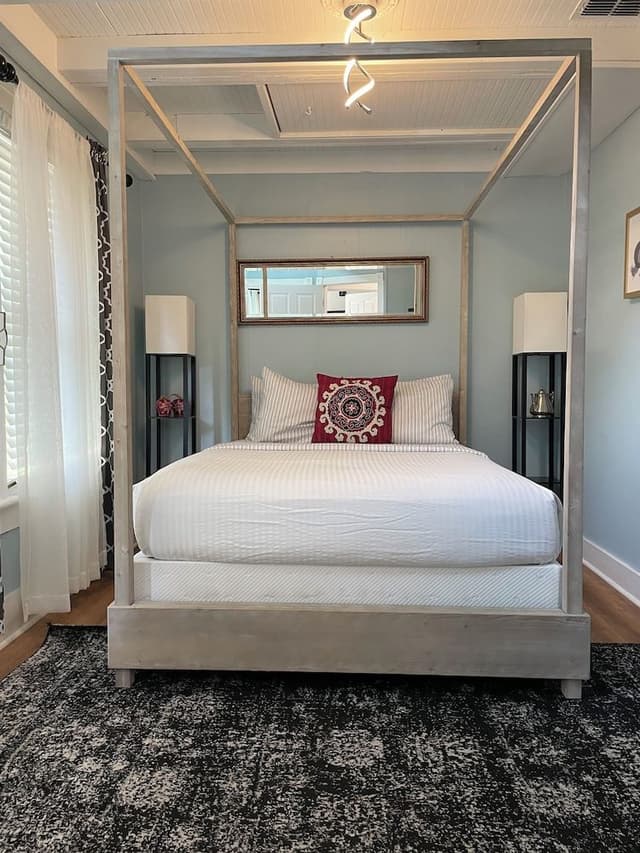 Deluxe Suite, 2 Bedrooms, Courtyard View