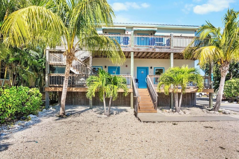 Coconut Cay Resort & Marina3