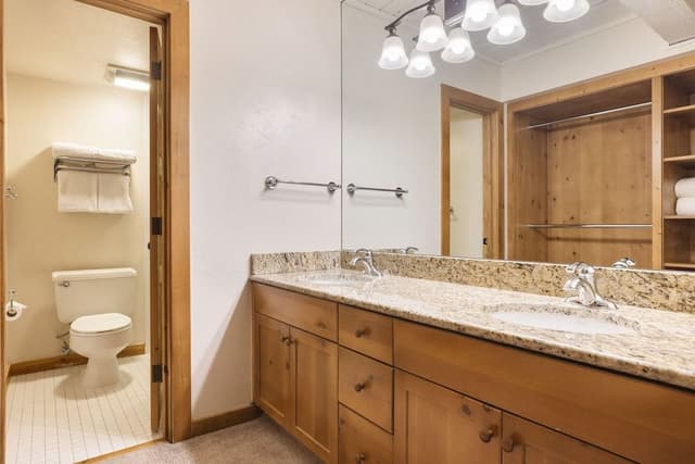 Condo, 3 Bedrooms (Trails 203)