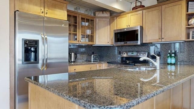 Condo, 2 Bedrooms (Slope 102)