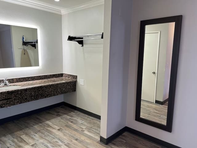 Deluxe Room, 2 Queen Beds