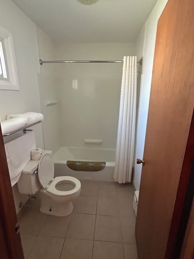 One Queen Bedroom