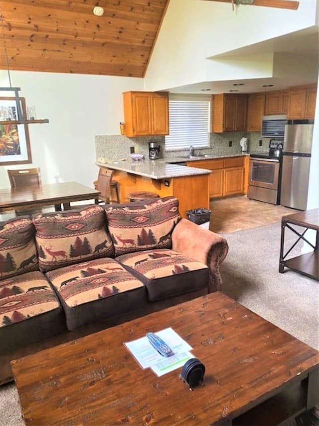Executive Cabin, 2 Bedrooms, Kitchen