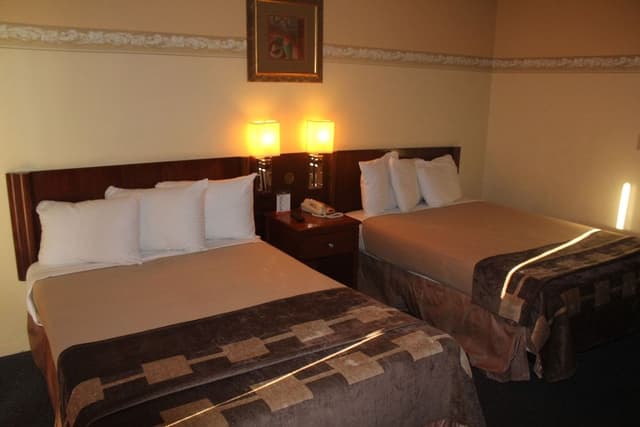 Room, 2 Double Beds, Non Smoking