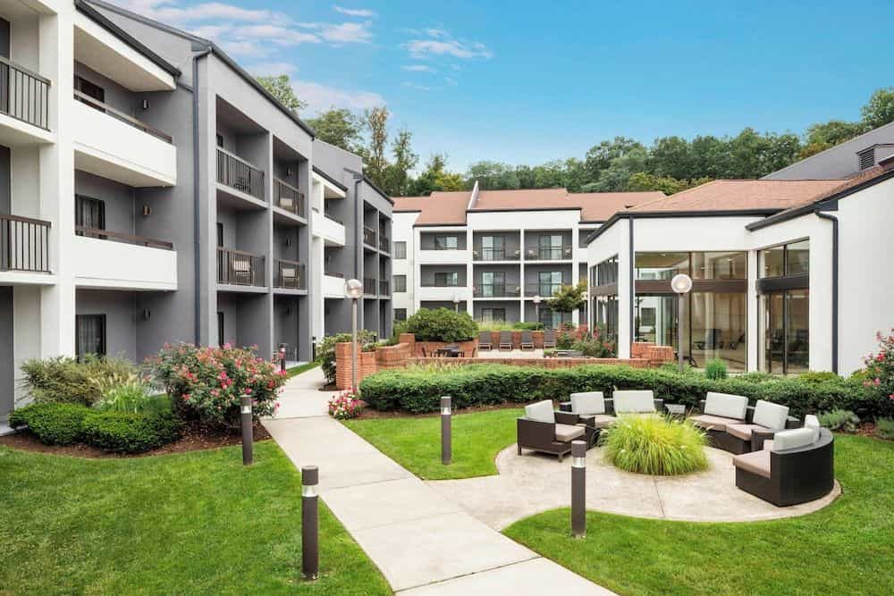 Courtyard Tarrytown Greenburgh