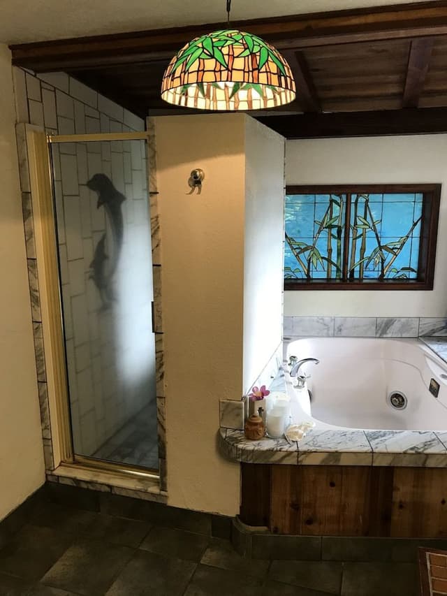 Family Double Room, Multiple Beds (Banyan Cotttage)