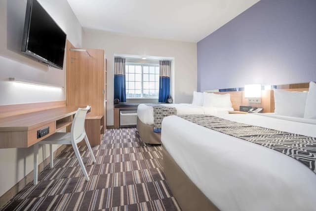 Room, 2 Queen Beds, Non Smoking
