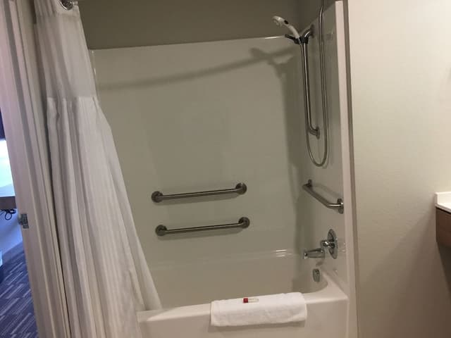 Room, 2 Queen Beds, Accessible, Non Smoking