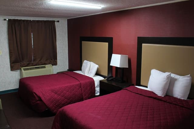 Standard Double Room, 2 Double Beds (Smoking)