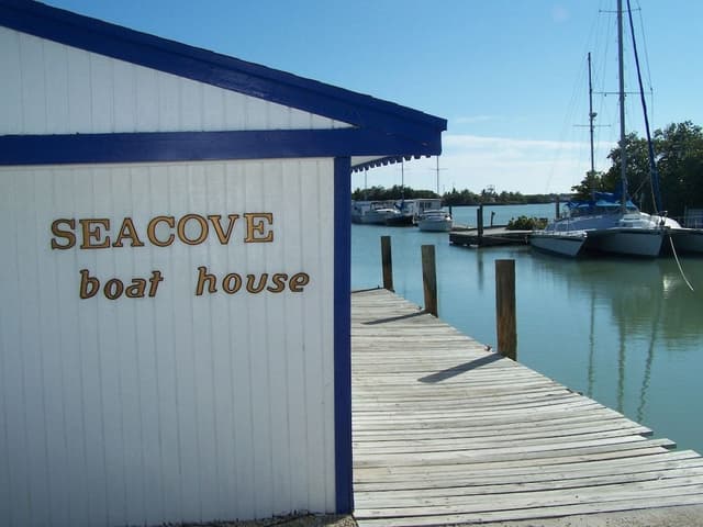 Boathouse Rooms