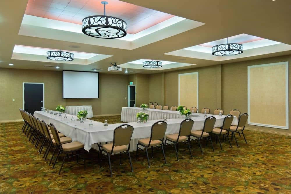 Oxford Suites Boise Oxford Suites Boise
