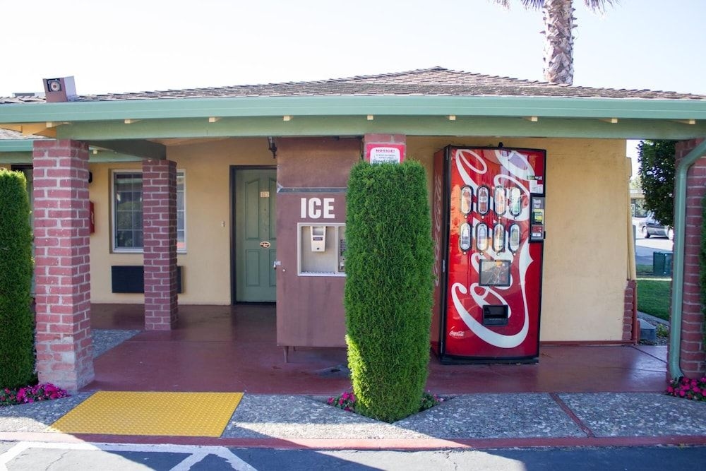 KINGS REST MOTEL2