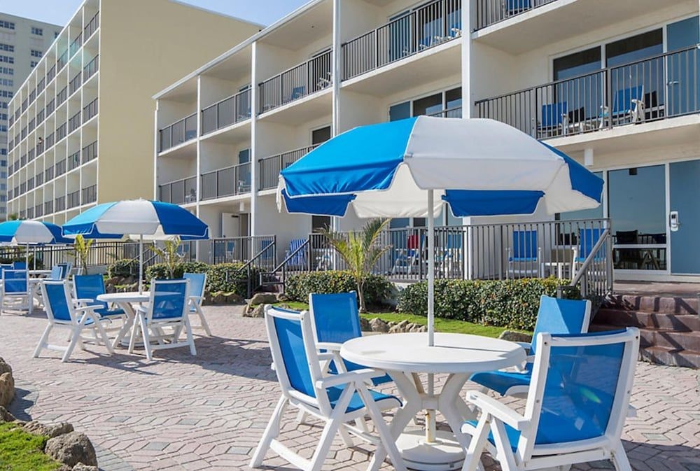 Dolphin Beach Club1