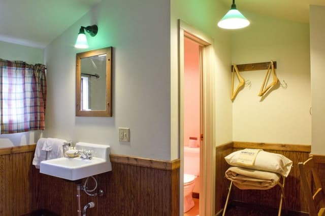 Frontier Cabin 2 Double