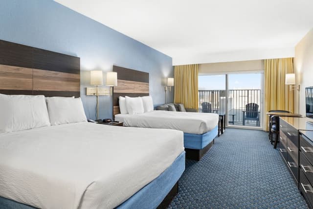 Standard Room, 2 Queen Beds, Patio