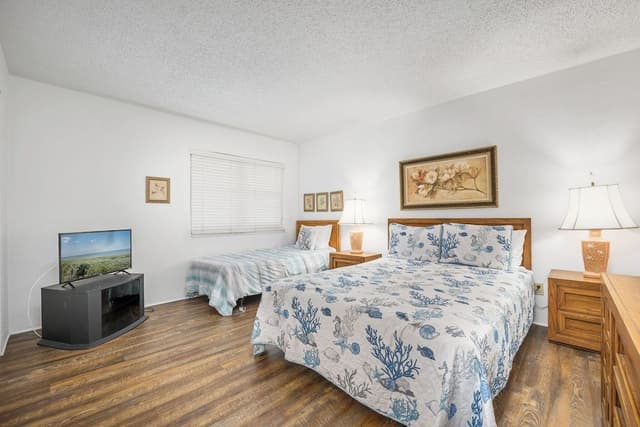 Condo (#807 - Pets)