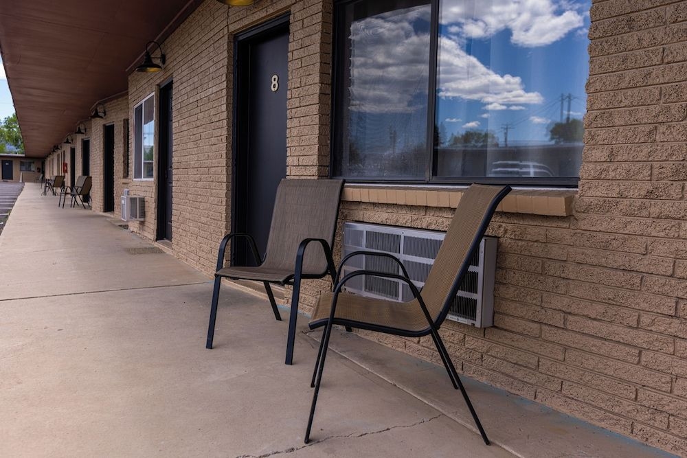 BRYCEWAY MOTEL0