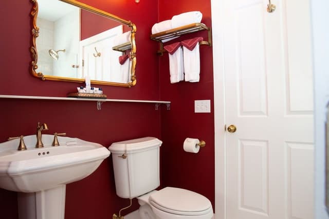 Burgundy Suite