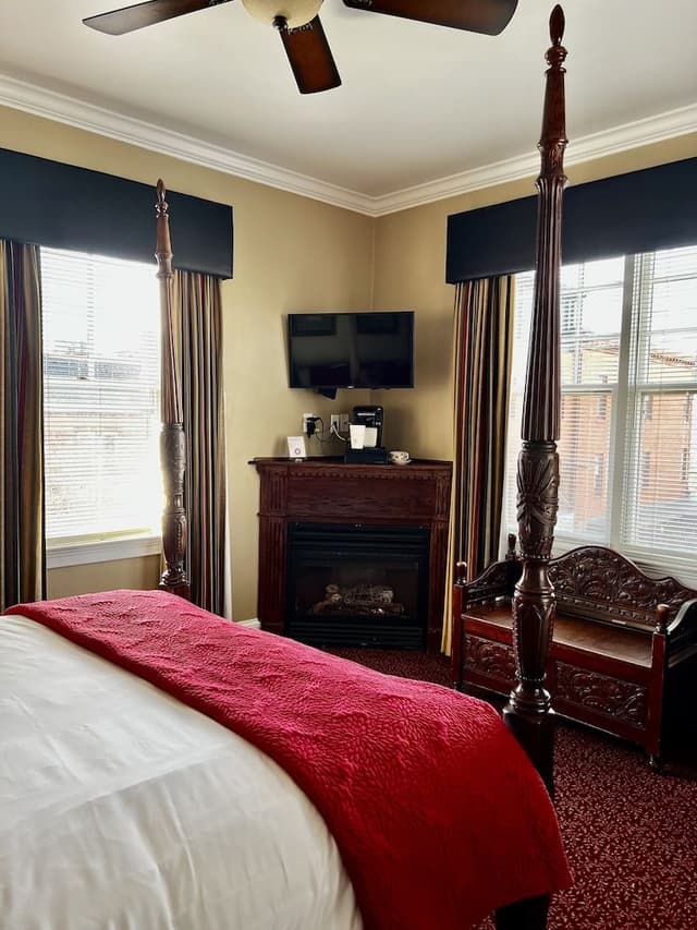 Sunset Room