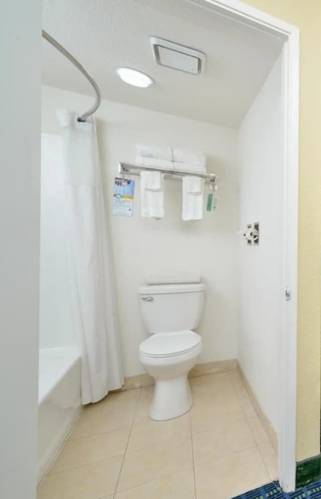 Standard Room, 2 Queen Beds, Non Smoking