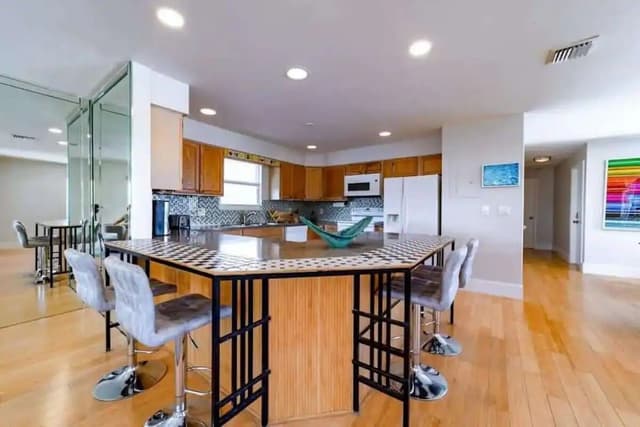 Exclusive Apartment