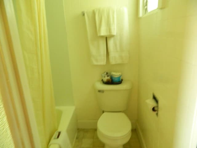 Economy Single Room, 1 Queen Bed, Ground Floor