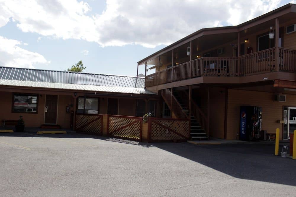 Country Motor Inn Country Motor Inn