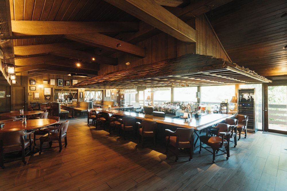 PINE NEEDLES LODGE AND GOLF CL4
