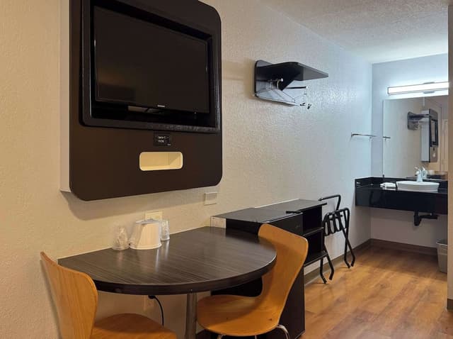 Standard Room, 2 Double Beds, Non Smoking, Refrigerator