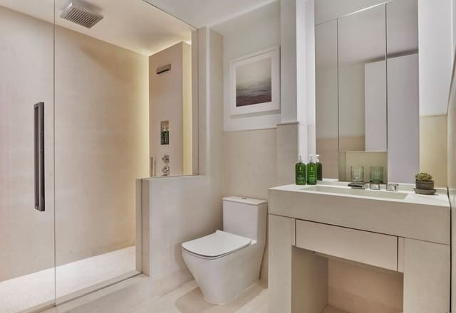 Room, 3 Bedrooms, Balcony, Ocean View (PH)