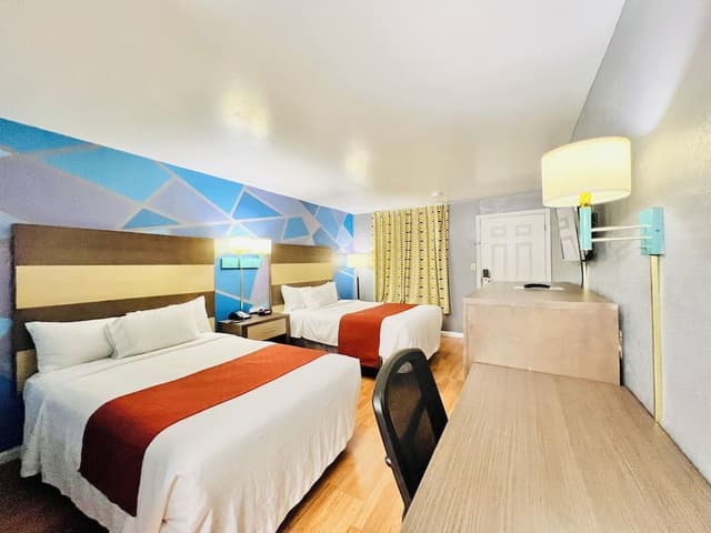 Standard Room, 2 Double Beds, Non Smoking