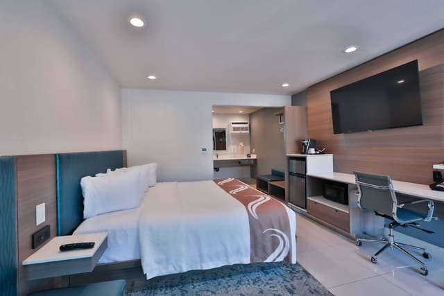 Room, 1 King Bed, Accessible, Non Smoking