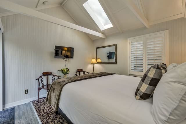 Comfort Cottage, 1 King Bed (Calistoga Garden)