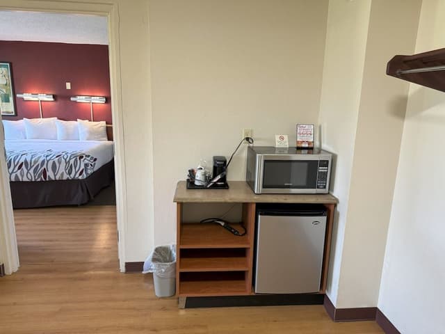 Suite, 1 King Bed with Sofa bed, Non Smoking (2 Rooms)