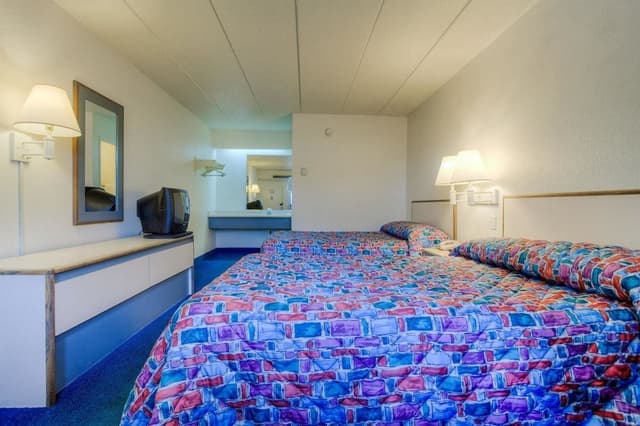 Standard Room, 2 Double Beds, Non Smoking