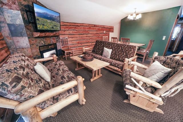 Condo, 3 Bedrooms