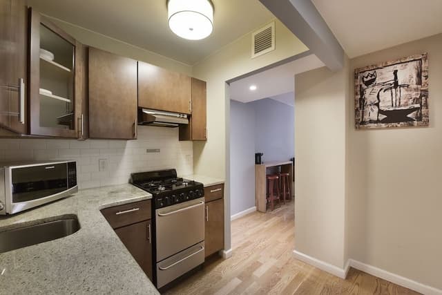 Full Superior with Kitchen