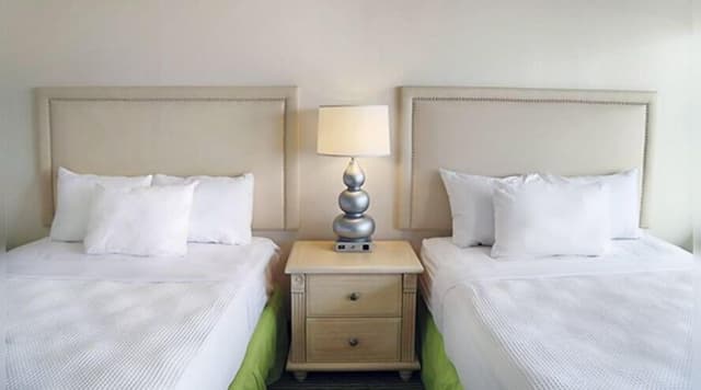 Standard Room, 2 Double Beds, Oceanfront
