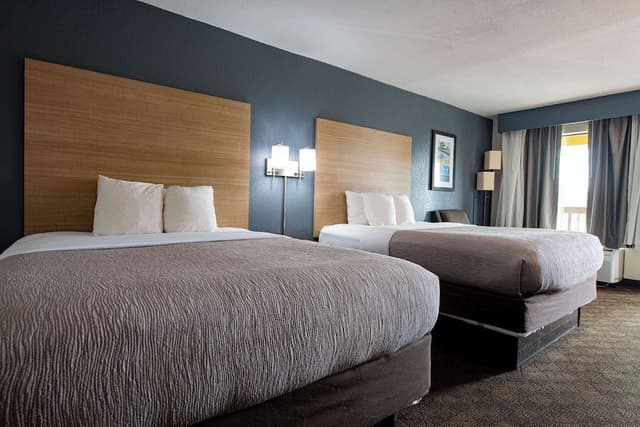 Standard Room, 2 Queen Beds, Non Smoking