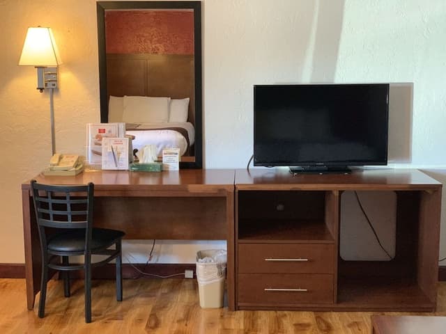 Standard Room, 2 Queen Beds, Non Smoking
