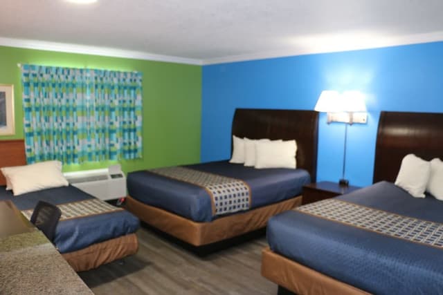 Standard three beds