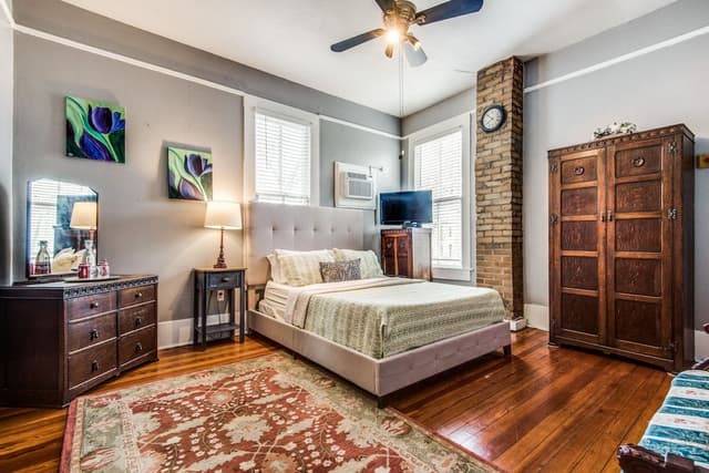 Londonderry Suite