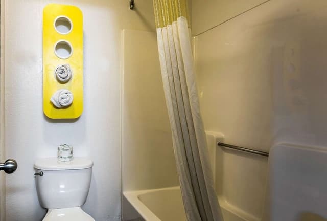 Deluxe Room, 2 Queen Beds, Non Smoking, Refrigerator & Microwave